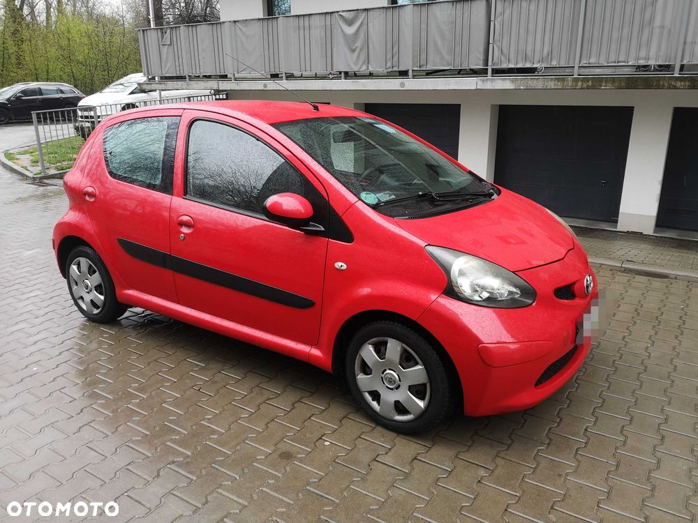 Toyota Aygo - 1