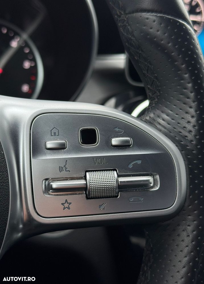 Mercedes-Benz C - 39