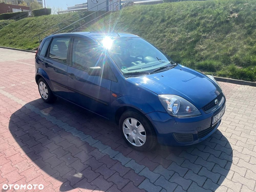 Ford Fiesta 1.3 Trend - 2