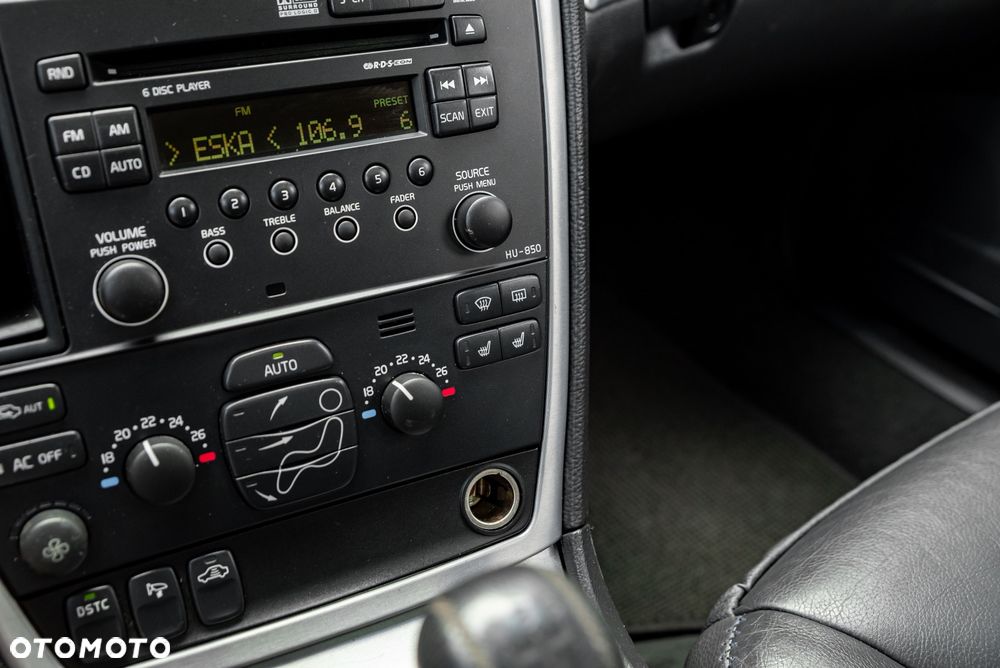 Volvo XC 70 AWD - 31