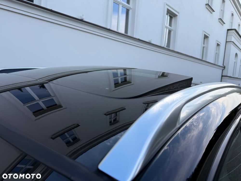 BMW X1 xDrive18d Sport Line - 11