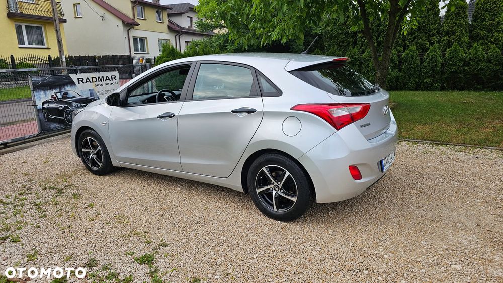 Hyundai i30 1.4 Trend - 26