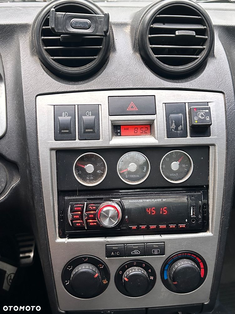 Hyundai Coupe 2.0 GL - 16