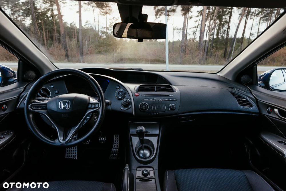 Honda Civic 1.8 Sport - 6