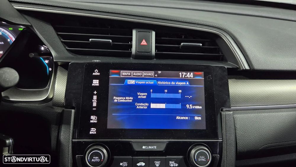 Honda Civic 1.0 i-VTEC Elegance Navi CVT - 26