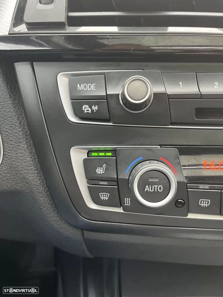 BMW 335 d Touring xDrive Pack M - 47