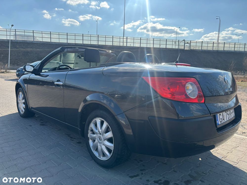 Renault Megane 1.9 dCi Dynamique - 5