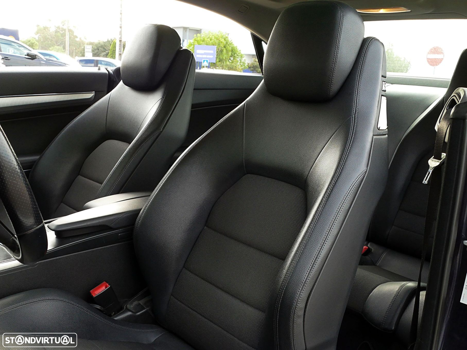 Mercedes-Benz E 250 CDi Avantgarde BlueEfficiency - 22