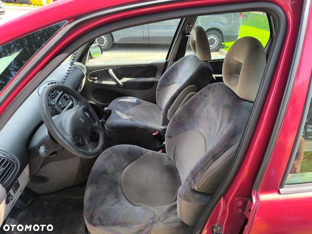 Citroën Xsara Picasso - 7