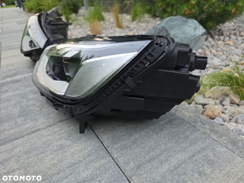 AUDI A4 S4 B9 8W0 LIFT Lampy Kompletne Full Led 8W0941033D 8W0941034D 2022 - 5