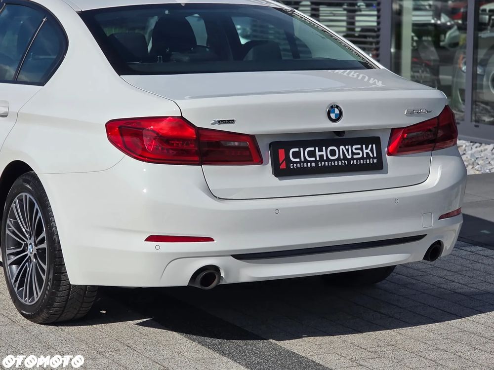 BMW Seria 5 530e iPerformance xDrive Sport Line sport - 10