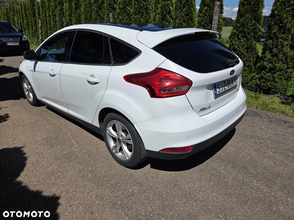 Ford Focus 1.5 EcoBoost Titanium ASS - 4