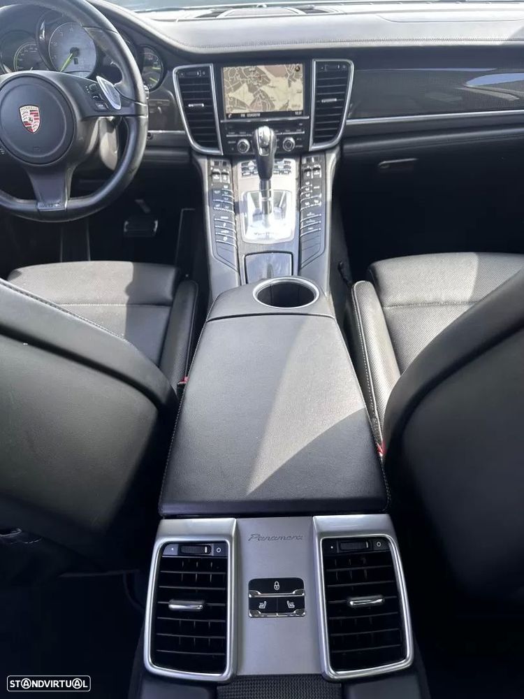 Porsche Panamera S E-Hybrid - 58