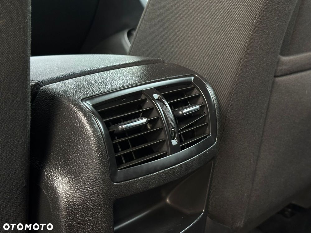 Opel Insignia 2.0 CDTI Automatik 150 Jahre - 28