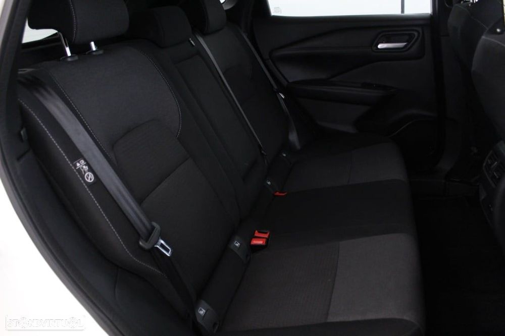 Nissan Qashqai 1.3 DIG-T N-Connecta LED Xtronic - 15