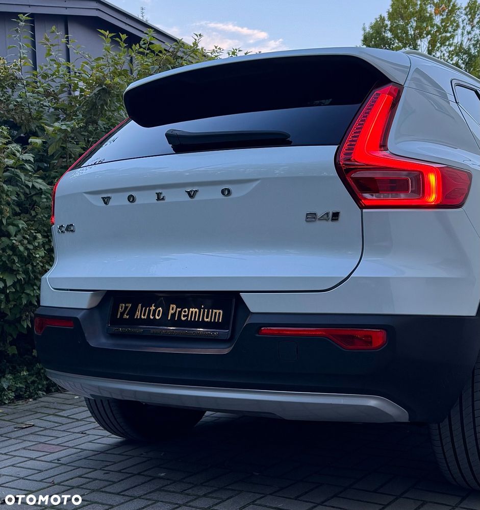 Volvo XC 40 B4 B AWD Geartronic Inscription - 32