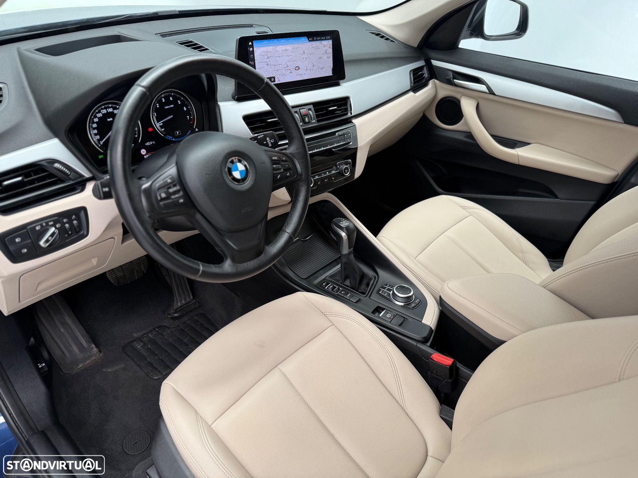 BMW X1 25 e xDrive xLine - 21