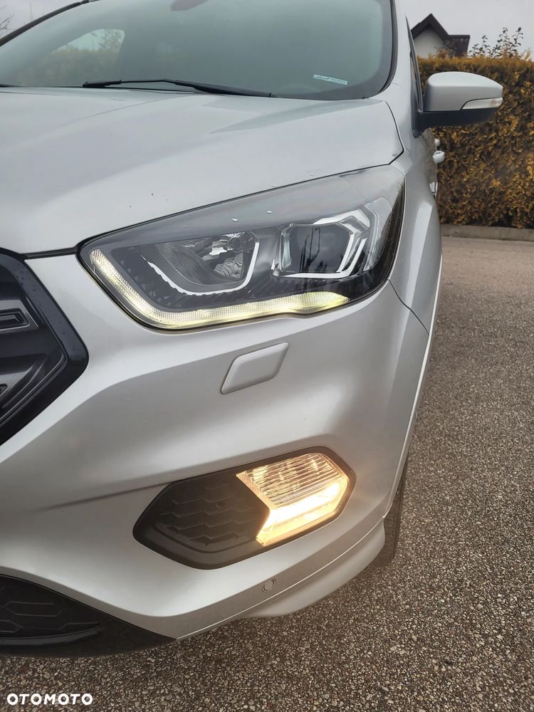 Ford Kuga - 13