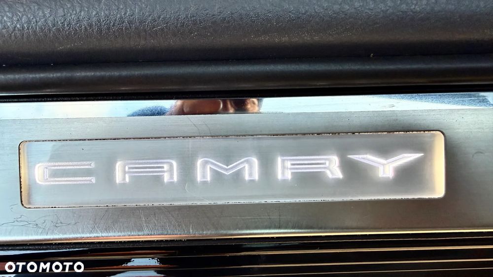 Toyota Camry 2.5 Hybrid Executive CVT - 12