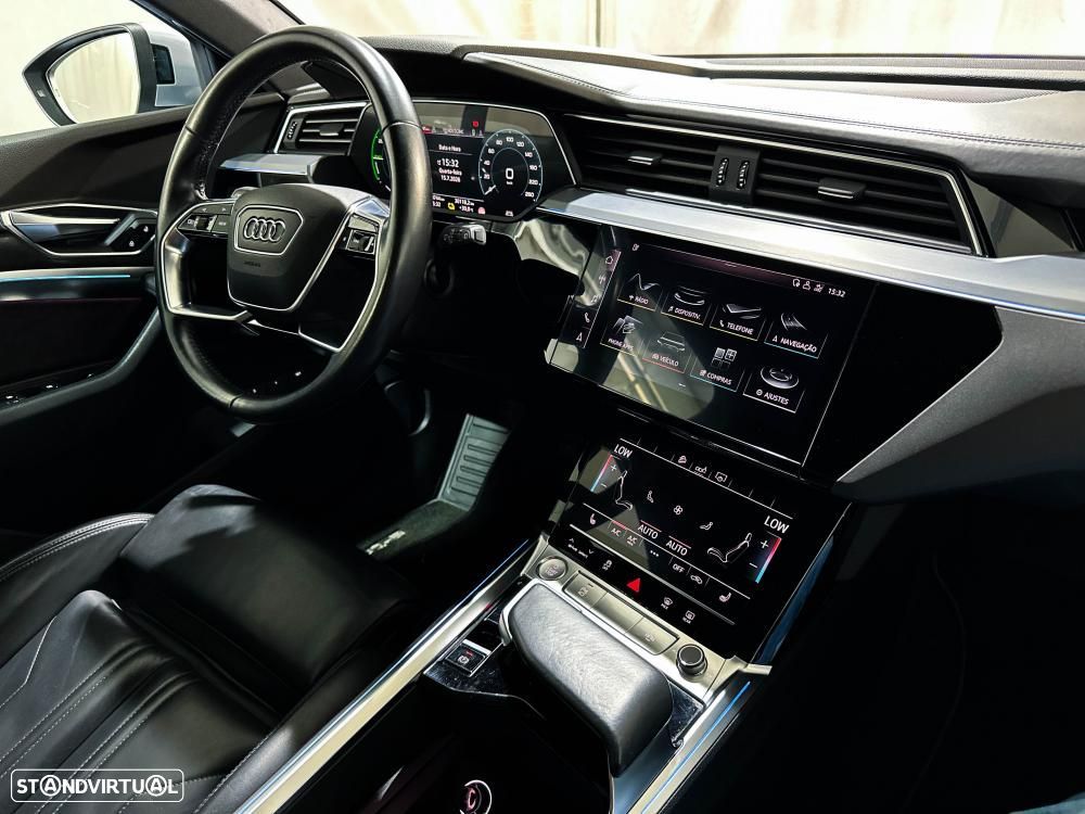 Audi e-tron 50 quattro S line - 35