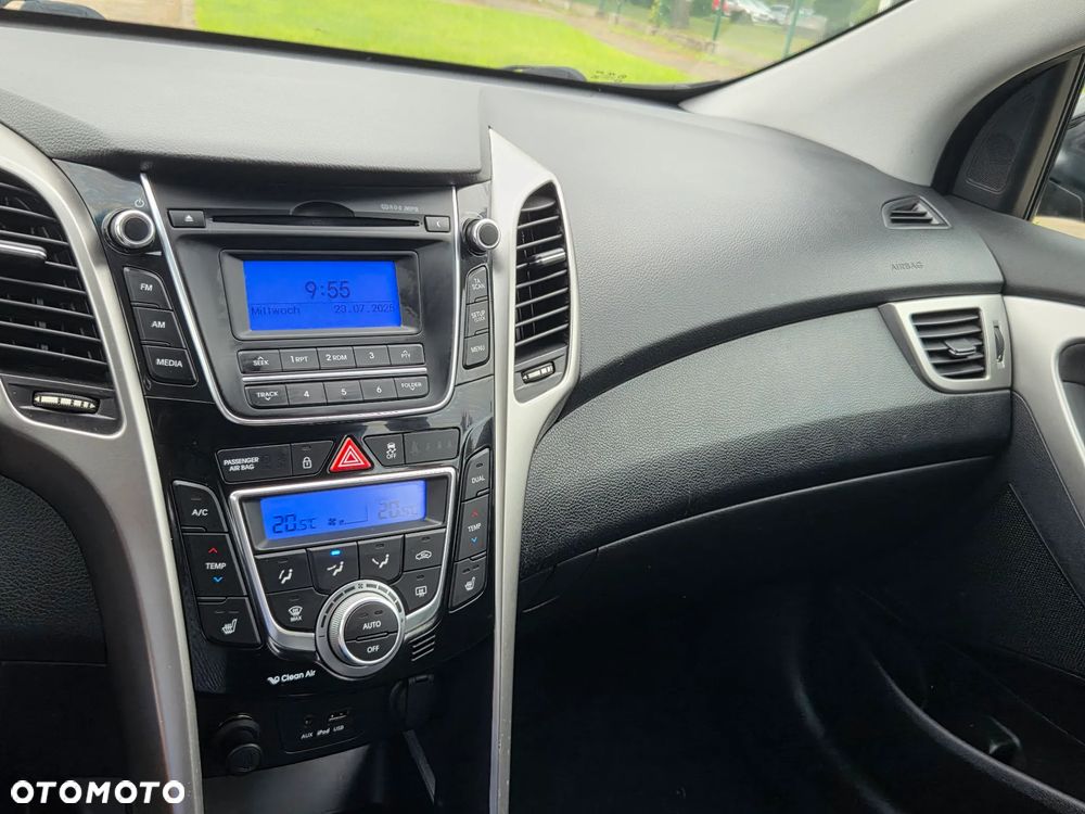 Hyundai i30 1.6 CRDi Premium - 26