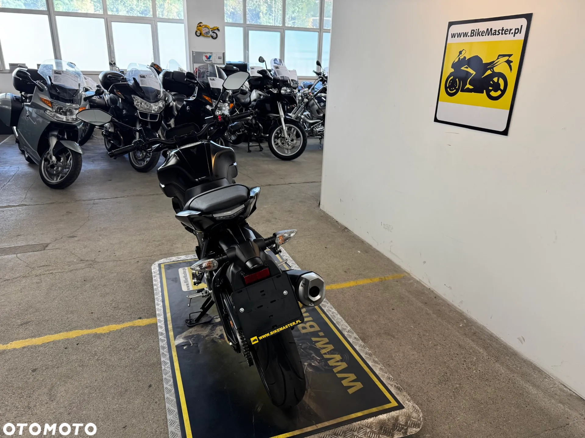 Yamaha MT - 7