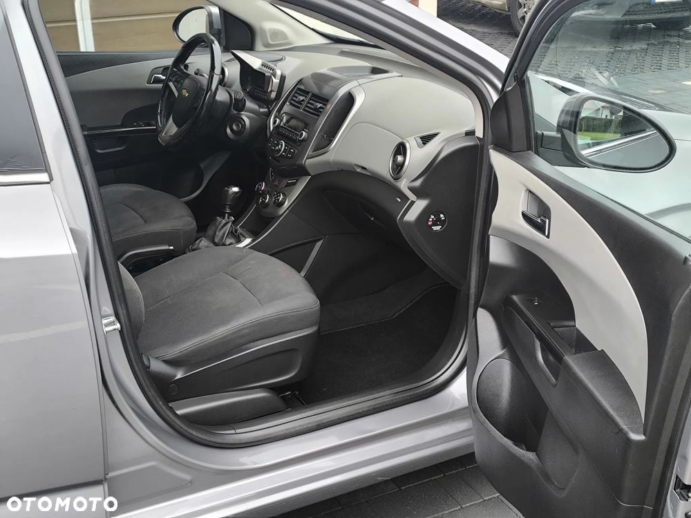 Chevrolet Aveo 1.3 LTZ - 8