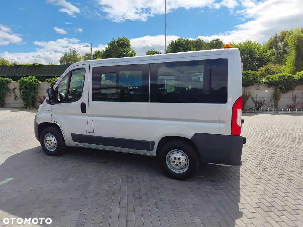 Fiat Ducato Panorama 9 osobowy 2.3 150 koni 9 osobówka + Przewóz Osób Niepełnosprawnych 9 osob - 7