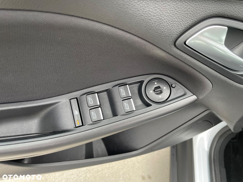 Ford Focus 1.0 EcoBoost Start-Stopp-System Trend - 12