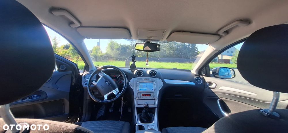 Ford Mondeo 1.6 Titanium - 11