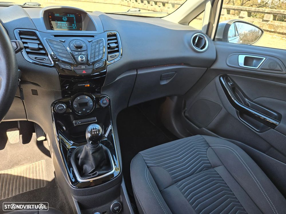 Ford Fiesta 1.0 T EcoBoost Titanium - 20