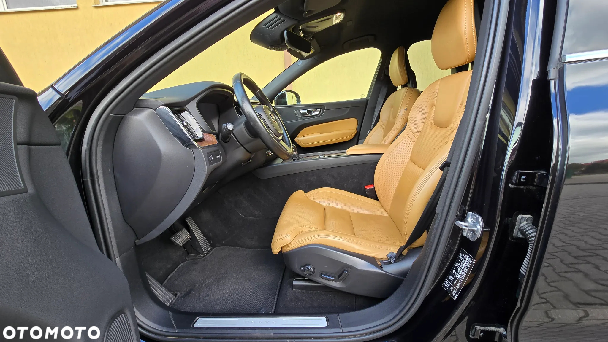 Volvo XC 60 D4 SCR AWD Inscription - 15