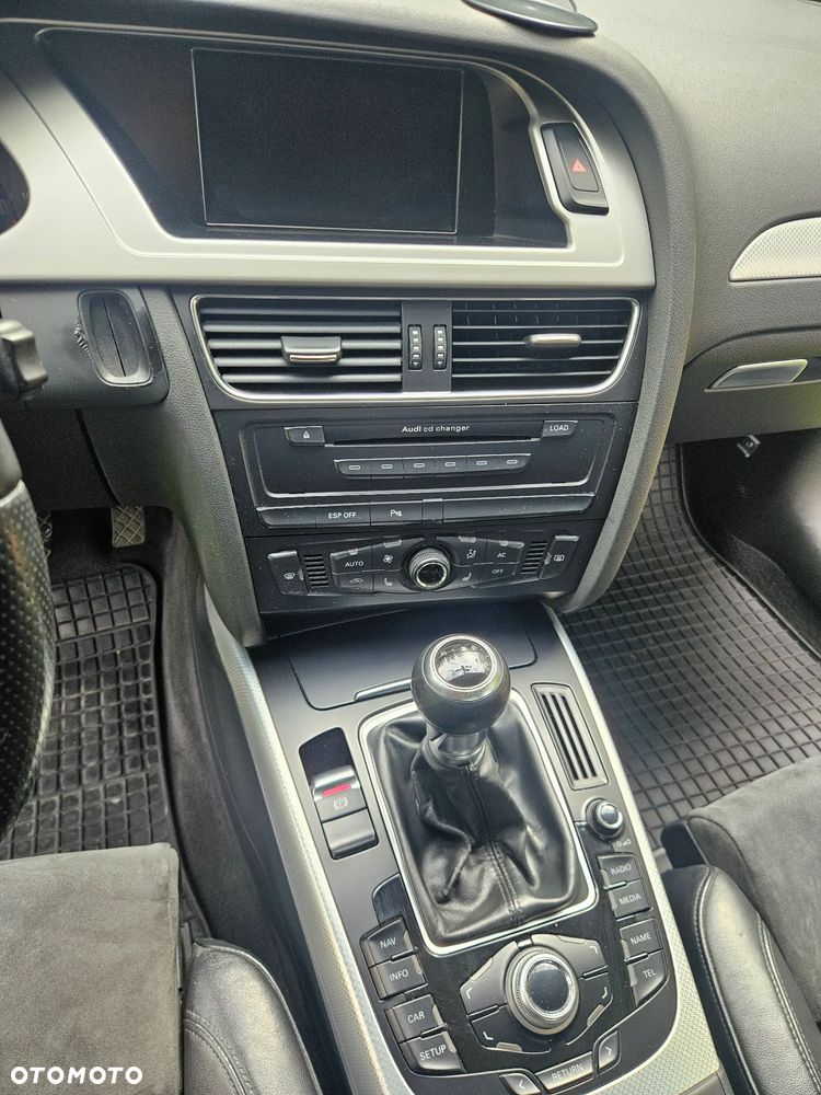 Audi A4 Limousine 2.0 TDI - 12