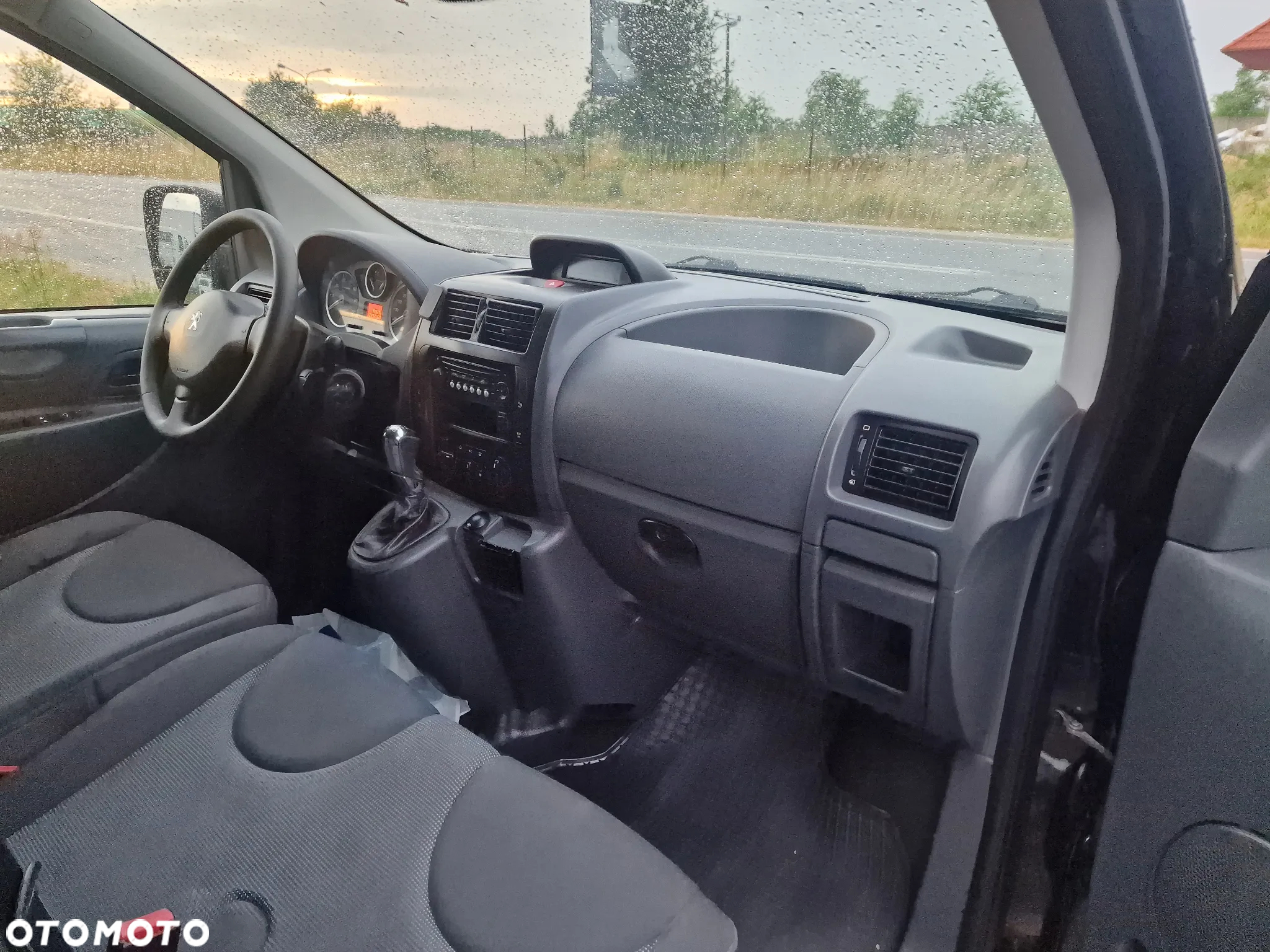 Peugeot Expert - 17