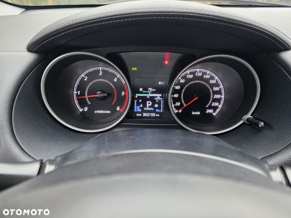 Mitsubishi Outlander 2.2 DID Instyle TC-SST - 18
