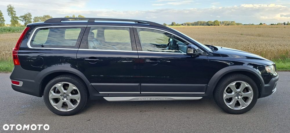 Volvo XC 70 2.4D AWD Kinetic - 29