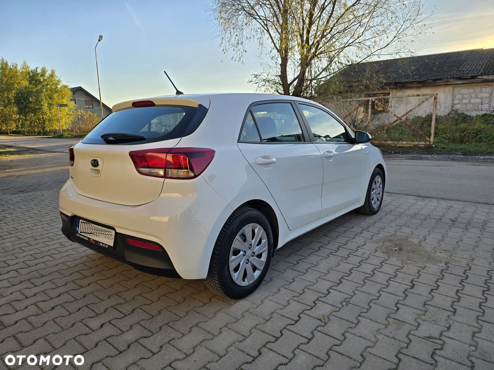 Kia Rio 1.2 M - 6