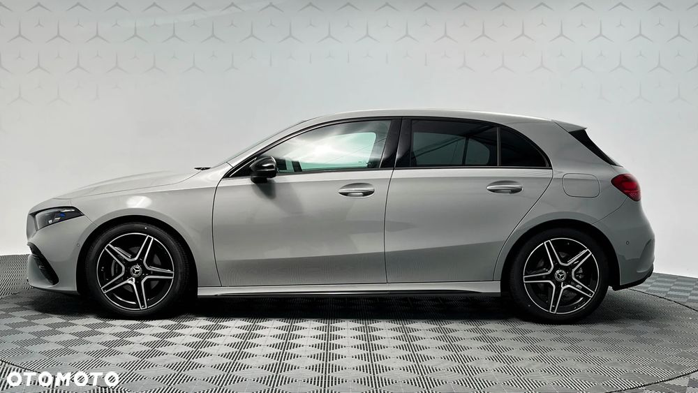 Mercedes-Benz Klasa A 220 4-Matic AMG Line 8G-DCT - 6