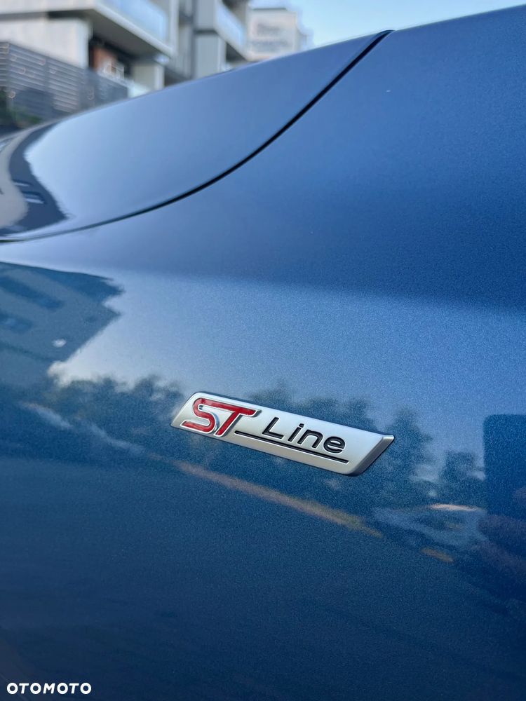 Ford Focus 1.0 EcoBoost mHEV ST-Line X - 13