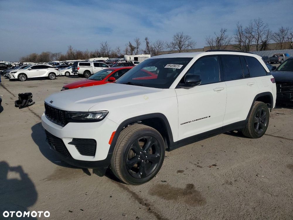 Jeep Grand Cherokee - 3