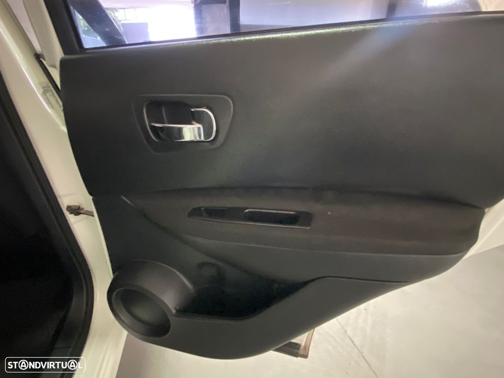 Nissan Qashqai 1.5 dCi ECO Acenta+N.Connect - 19