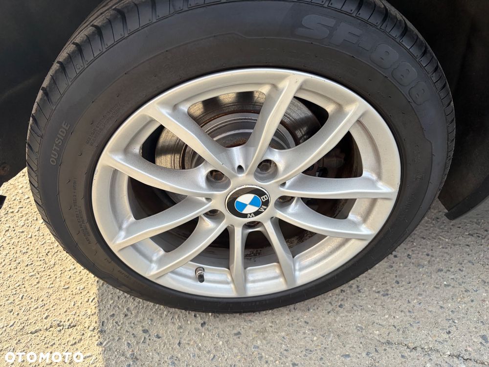 BMW Seria 1 - 16