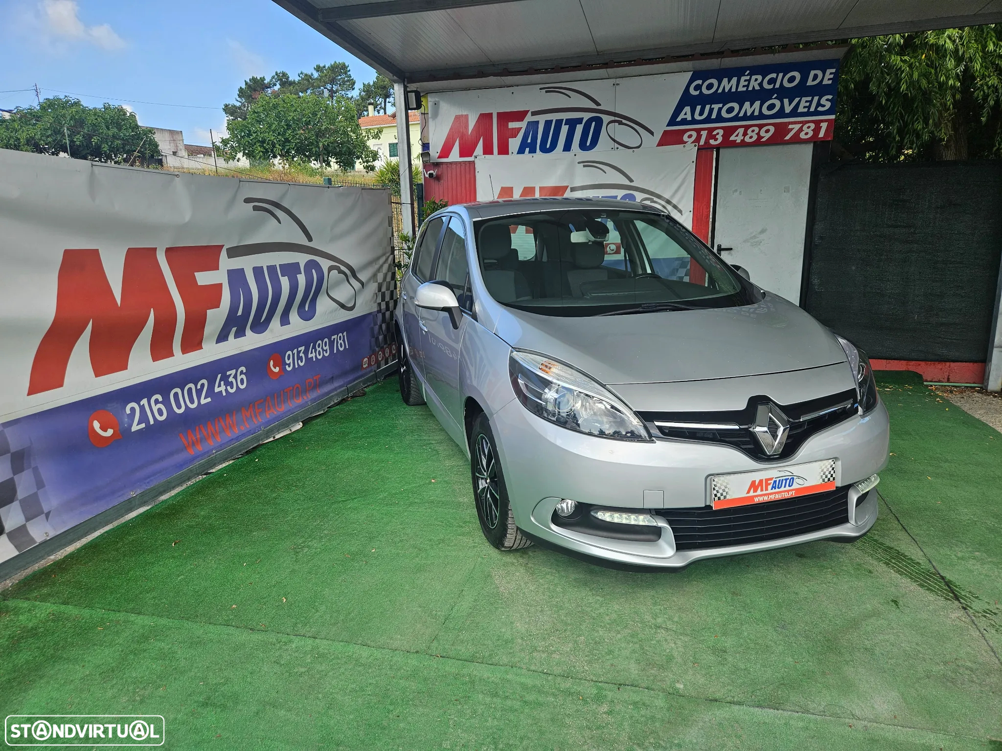 Renault Scénic dCi 110 LIMITED - 3