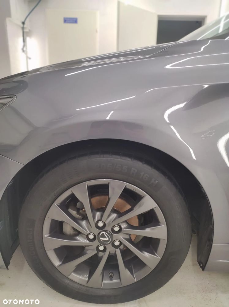 Lexus CT 200h Business - 3