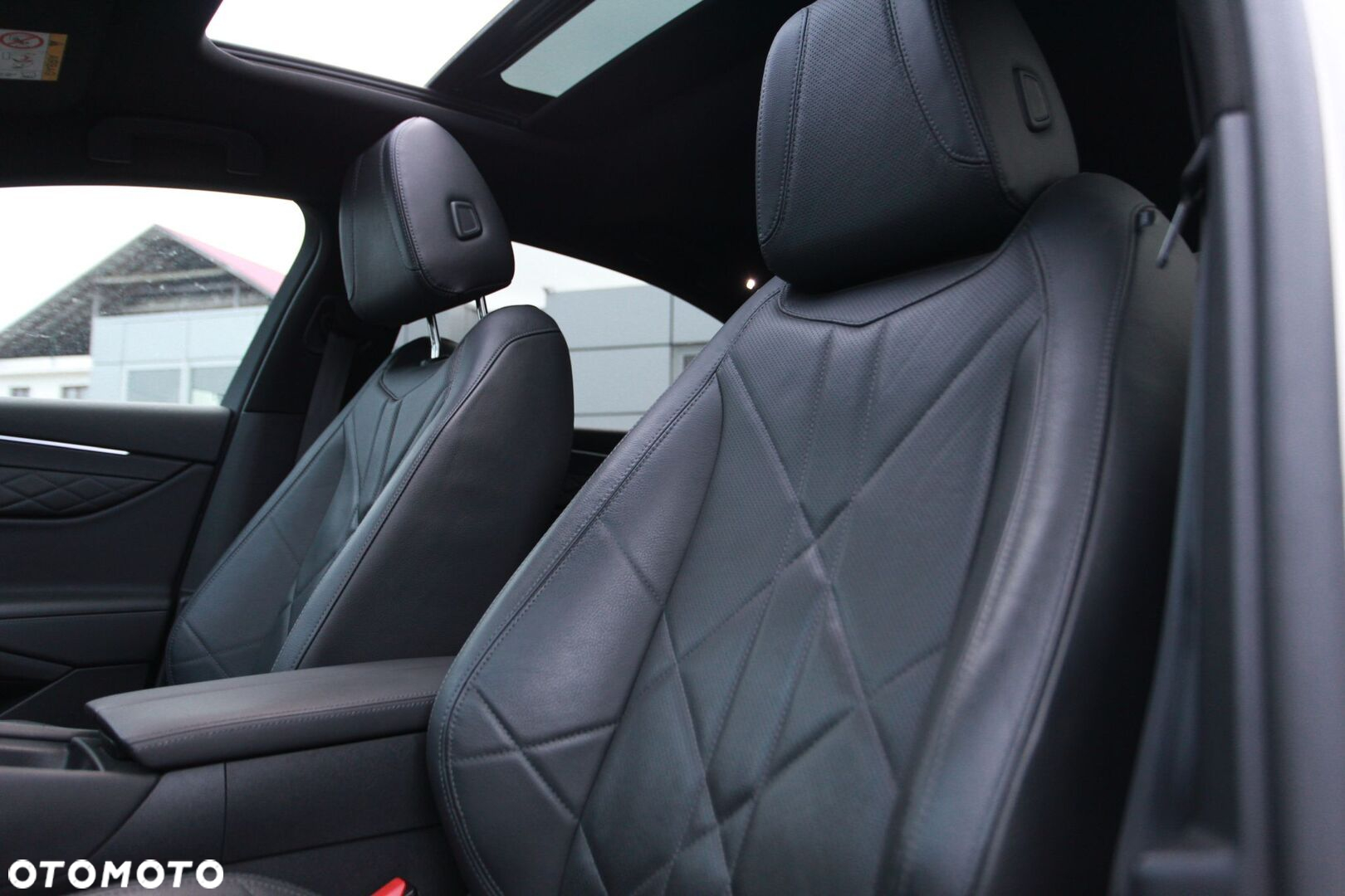 DS Automobiles DS 9 1.6 PureTech Rivoli + - 16