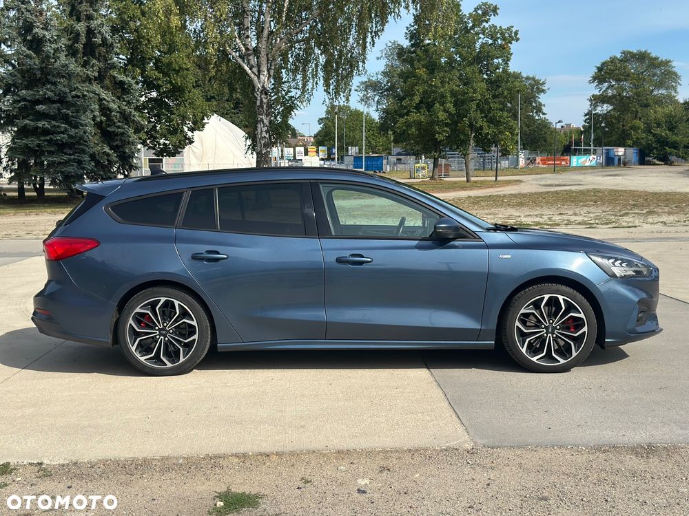 Ford Focus 1.0 EcoBoost mHEV ST-Line X - 3