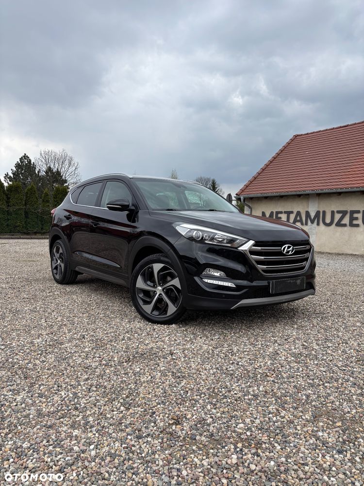Hyundai Tucson 2.0 CRDI BlueDrive Style 2WD - 1