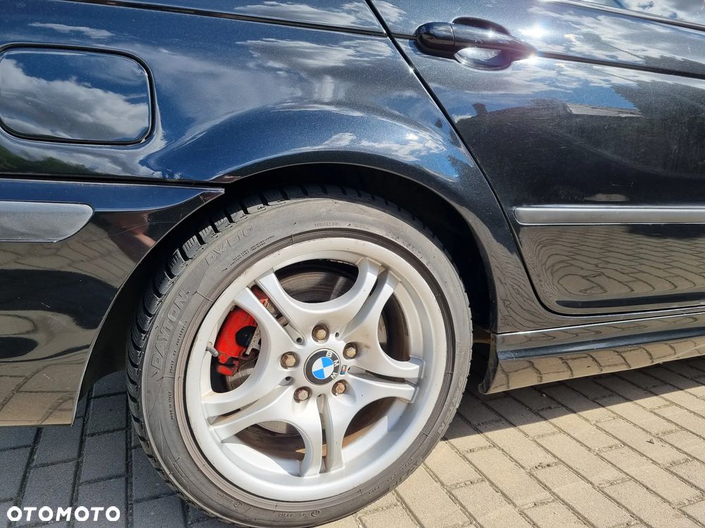 BMW Seria 3 330i - 22