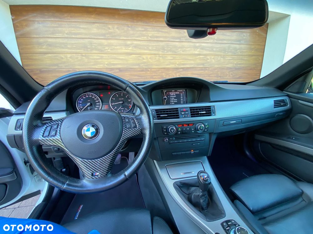 BMW Seria 3 320i M Sport Edition - 15