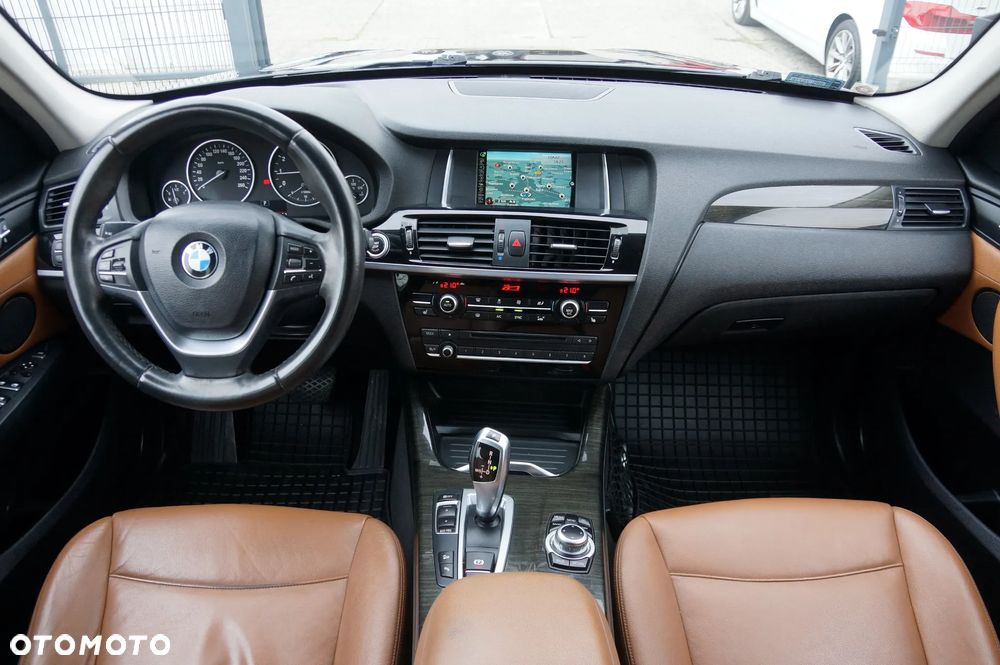 BMW X3 xDrive20i - 11